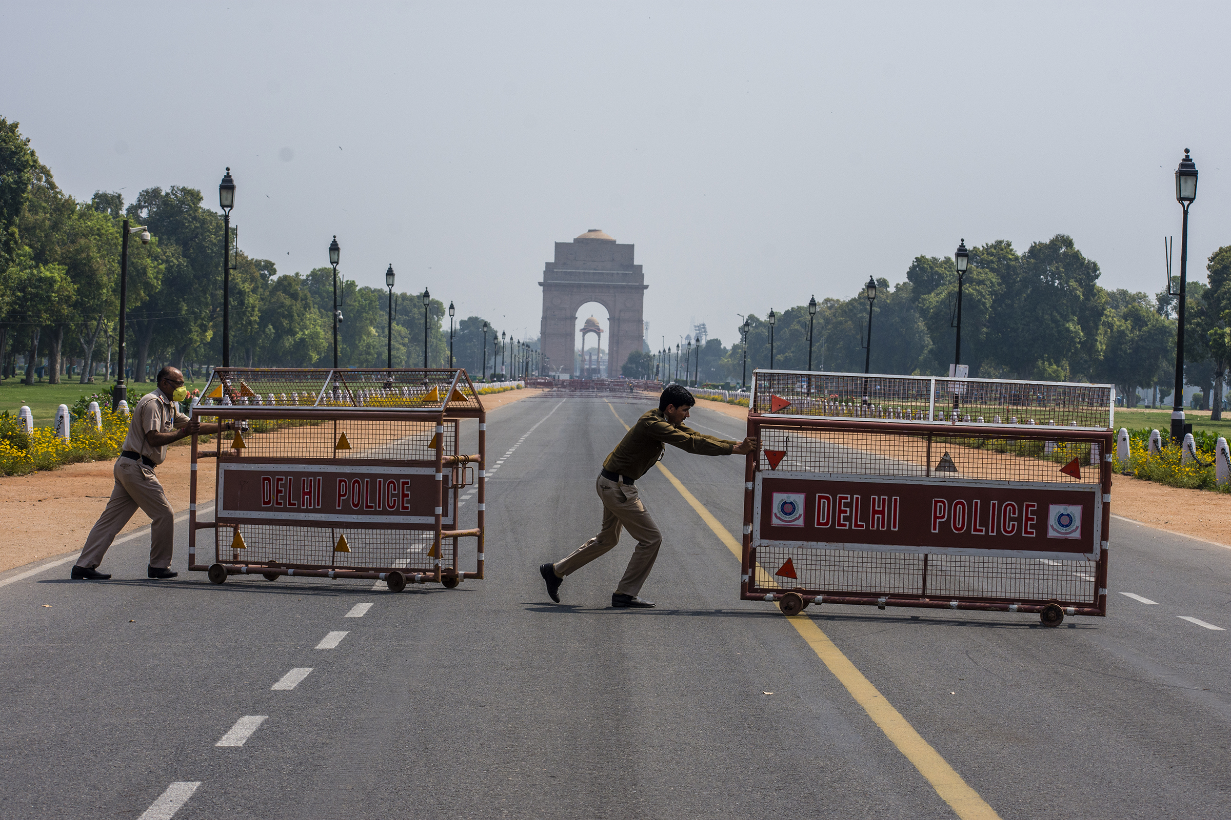 कोरोनावायरस के कारण कुल लॉकडाउन